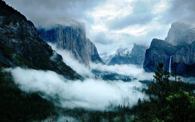 Numerical Simulation of Precipitation in Yosemite National Park with a Warm Ocean: Deep Upper Low and Rex Blocking Pattern Case Studies