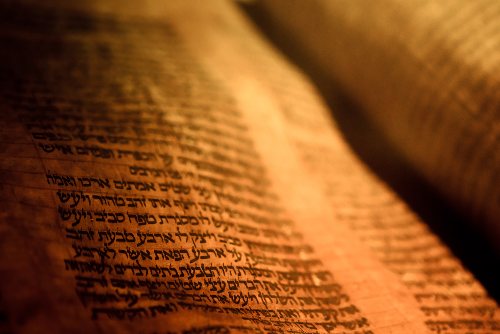 The Textual Superiority of the Masoretic Text of Genesis 5 and 11