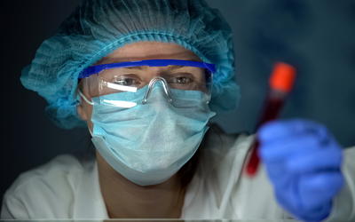 Is HIV-1 Losing Fitness Due to Genetic Entropy?